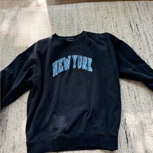 Brandy Melville Black New York Sweatshirt